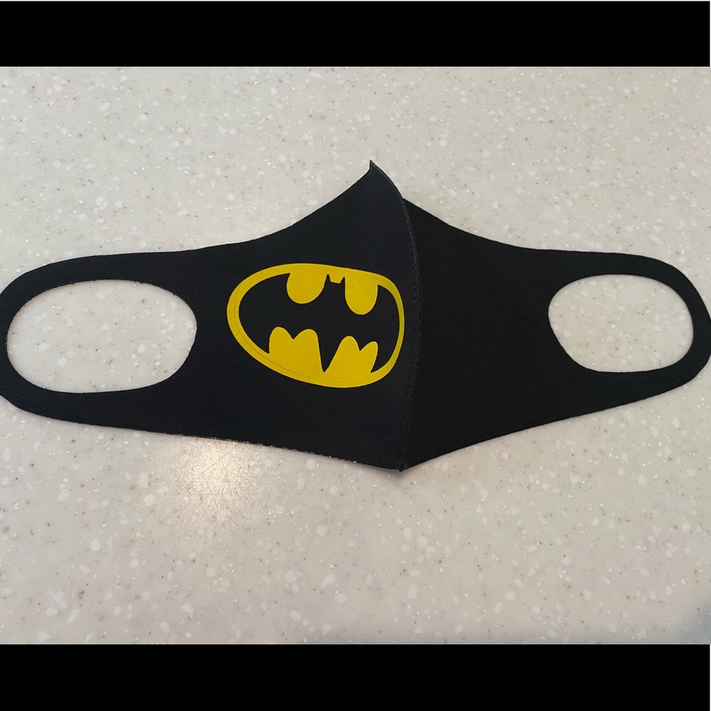 FACE MASK “ BATMAN “ 🦇 - Picture 3 of 7